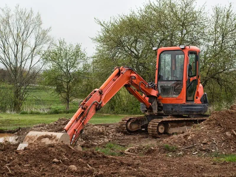 use of mini excavators in agreeculture 