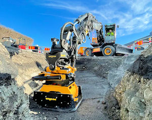 Engcon’s New Compactor Plate Increases Excavator Efficiency and Reduces the Risk of Personal Injury