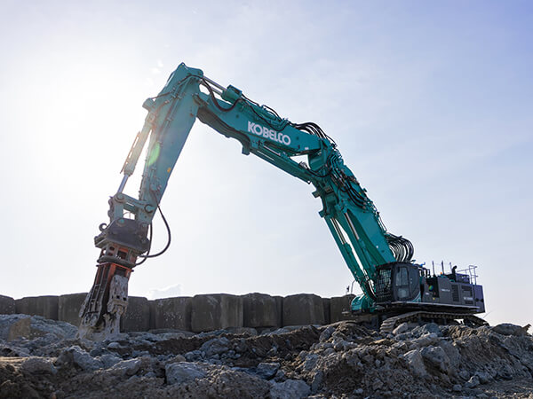 Excavator Demolition Arms Advantages in Bridge Demolition