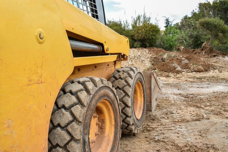 Pneumatic Tires vs. Solid Tires. Which Tires Are Better for Skid Steer