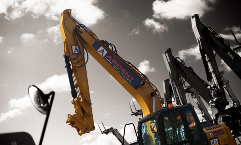 Top 5 Plant Hire Excavators- Hydraulic Pulverizer