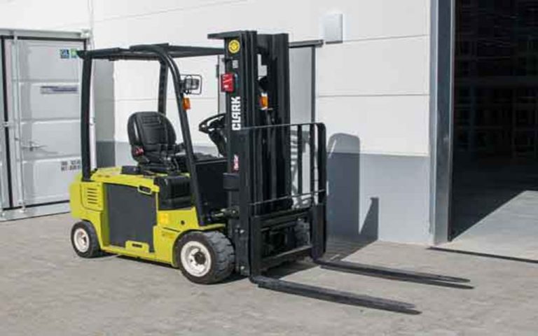 Forklift Philippines: Safety Tips to Remember | Forks for Excavator